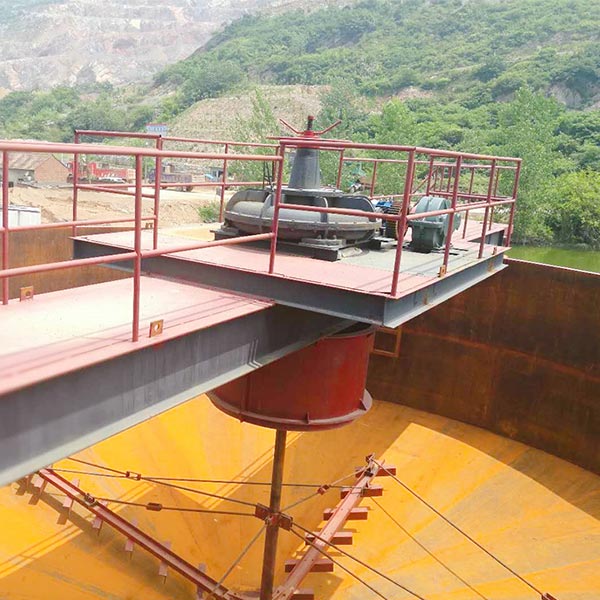 中間傳動刮泥機(jī)